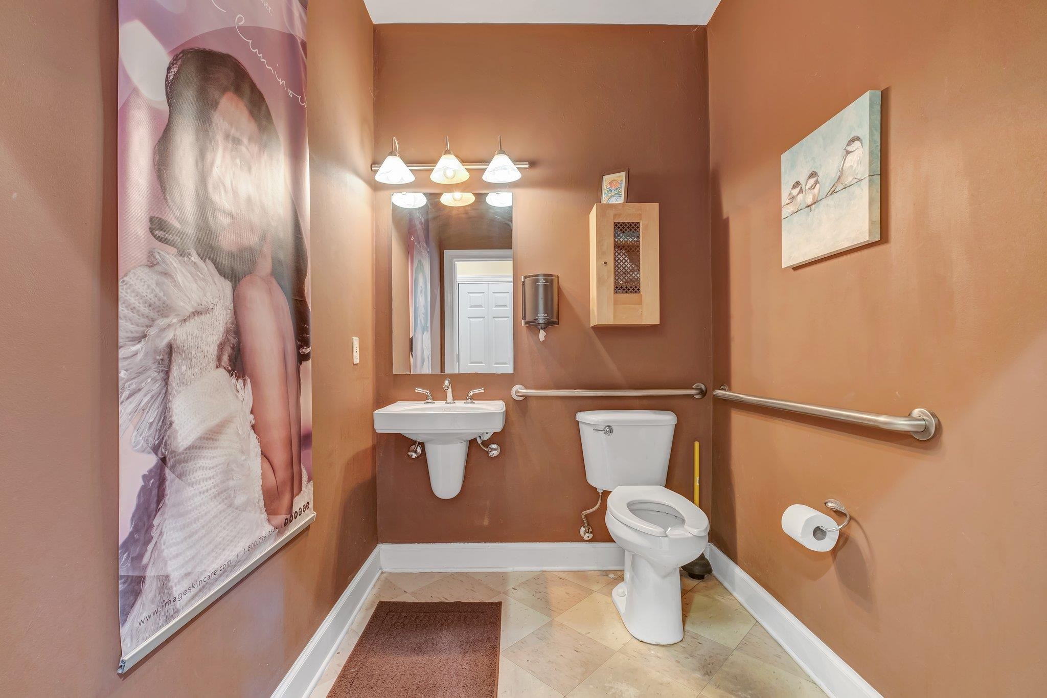 2709 Killarney Way Unit: 2