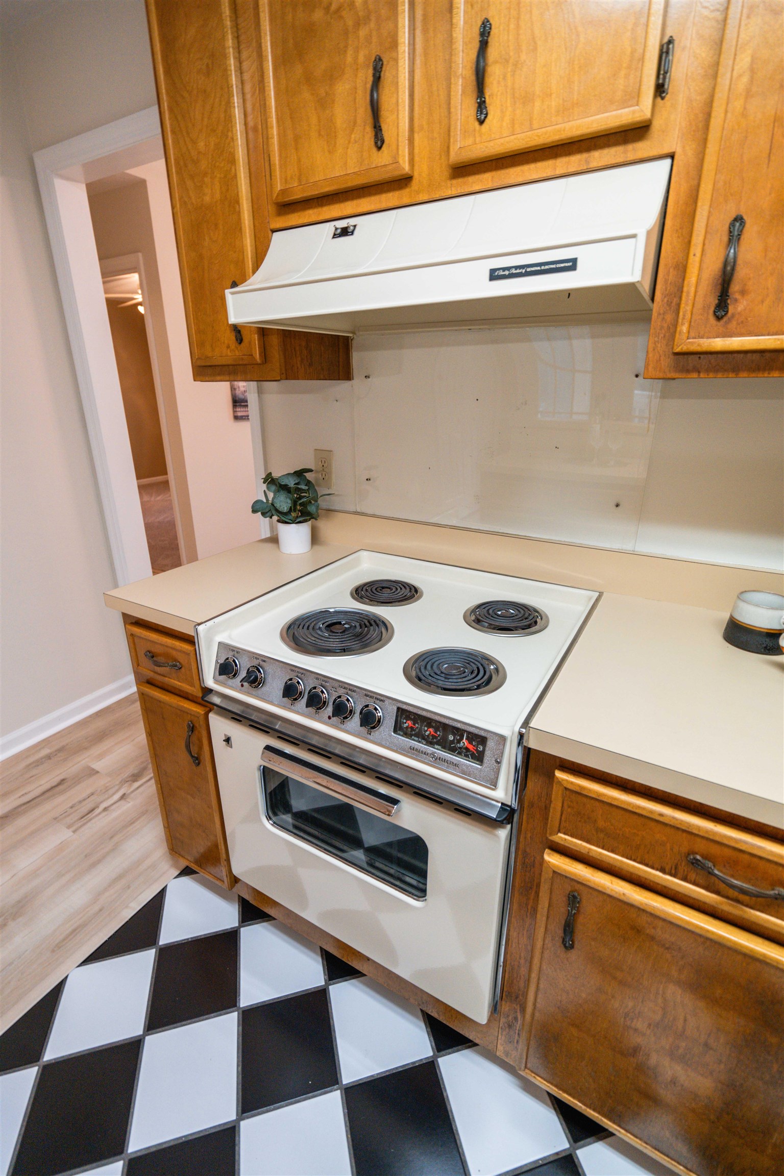 2143 Sandpebble Court