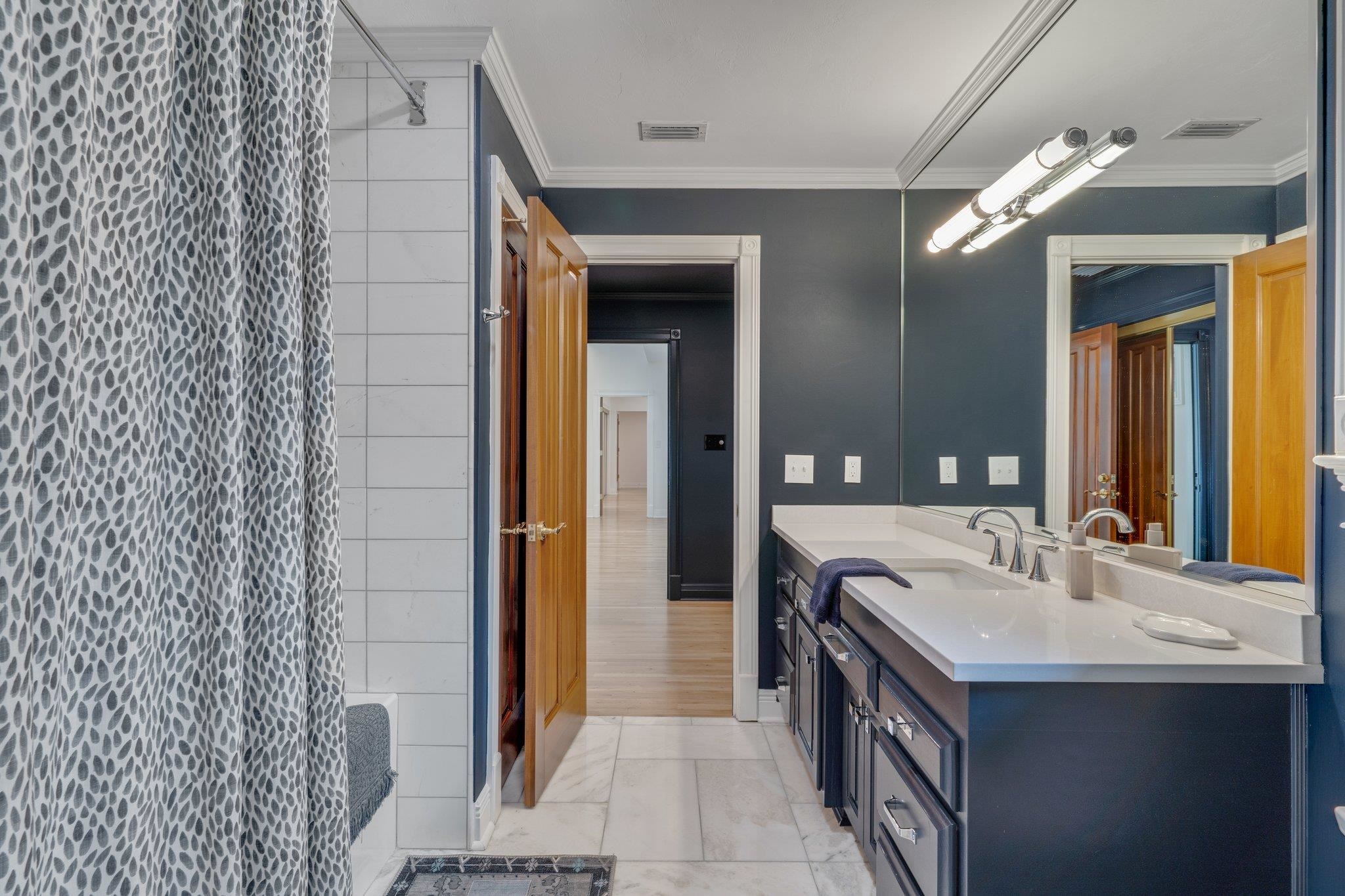 6064 Miller Landing Cove