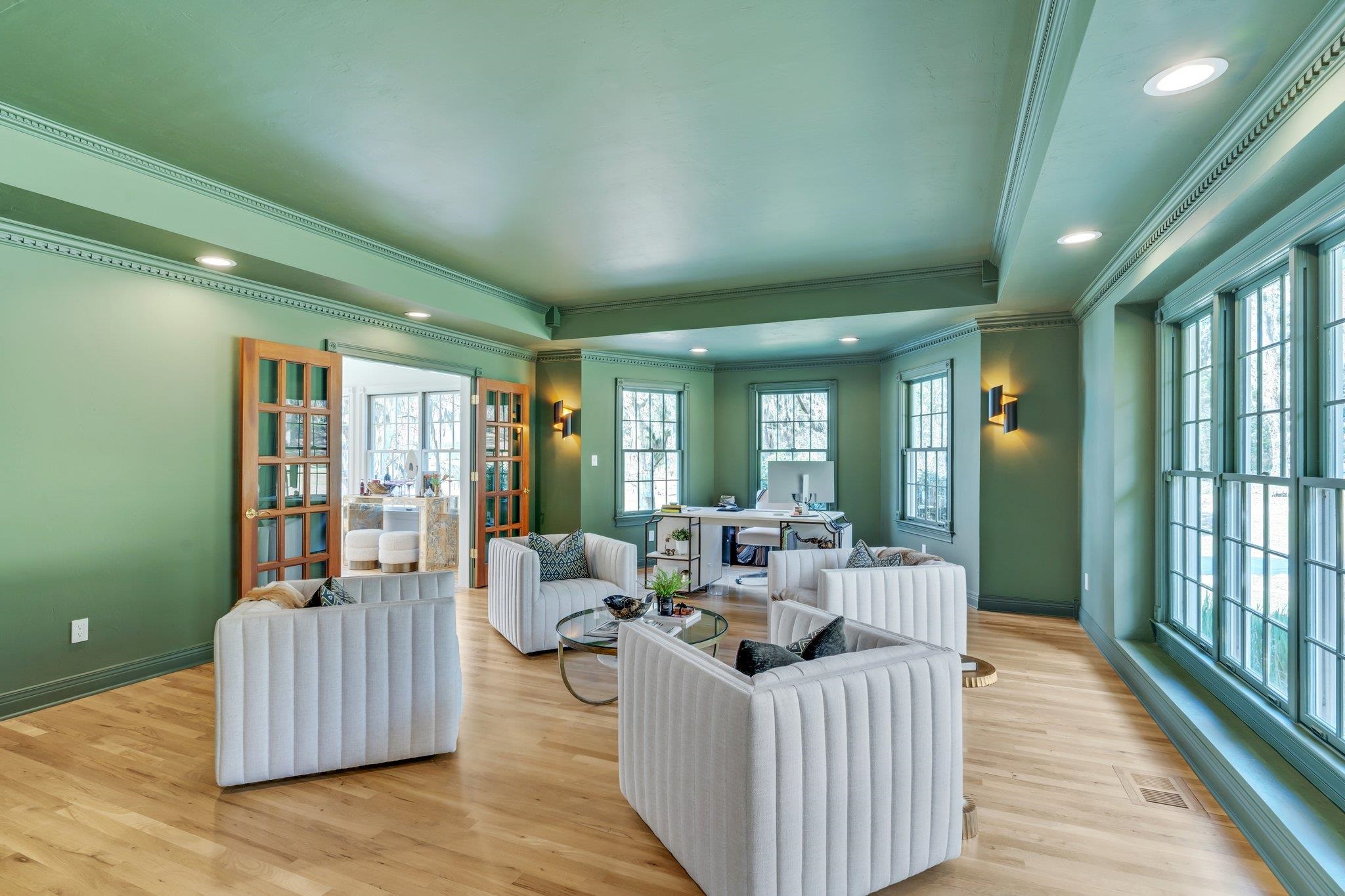 6064 Miller Landing Cove