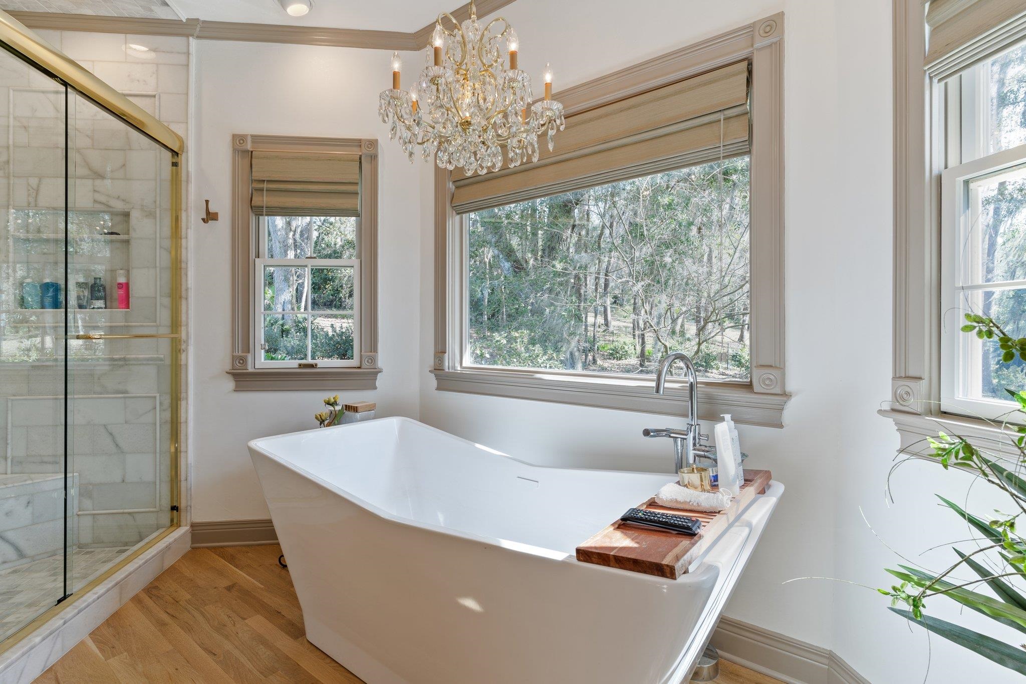 6064 Miller Landing Cove