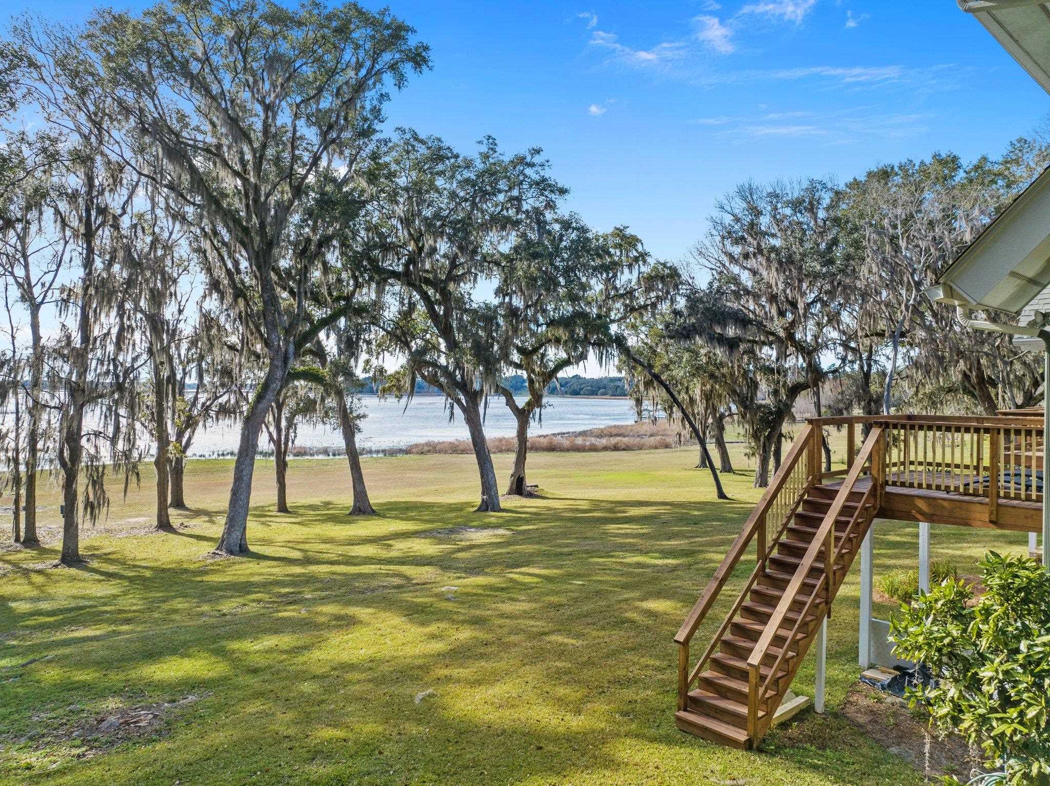 6064 Miller Landing Cove