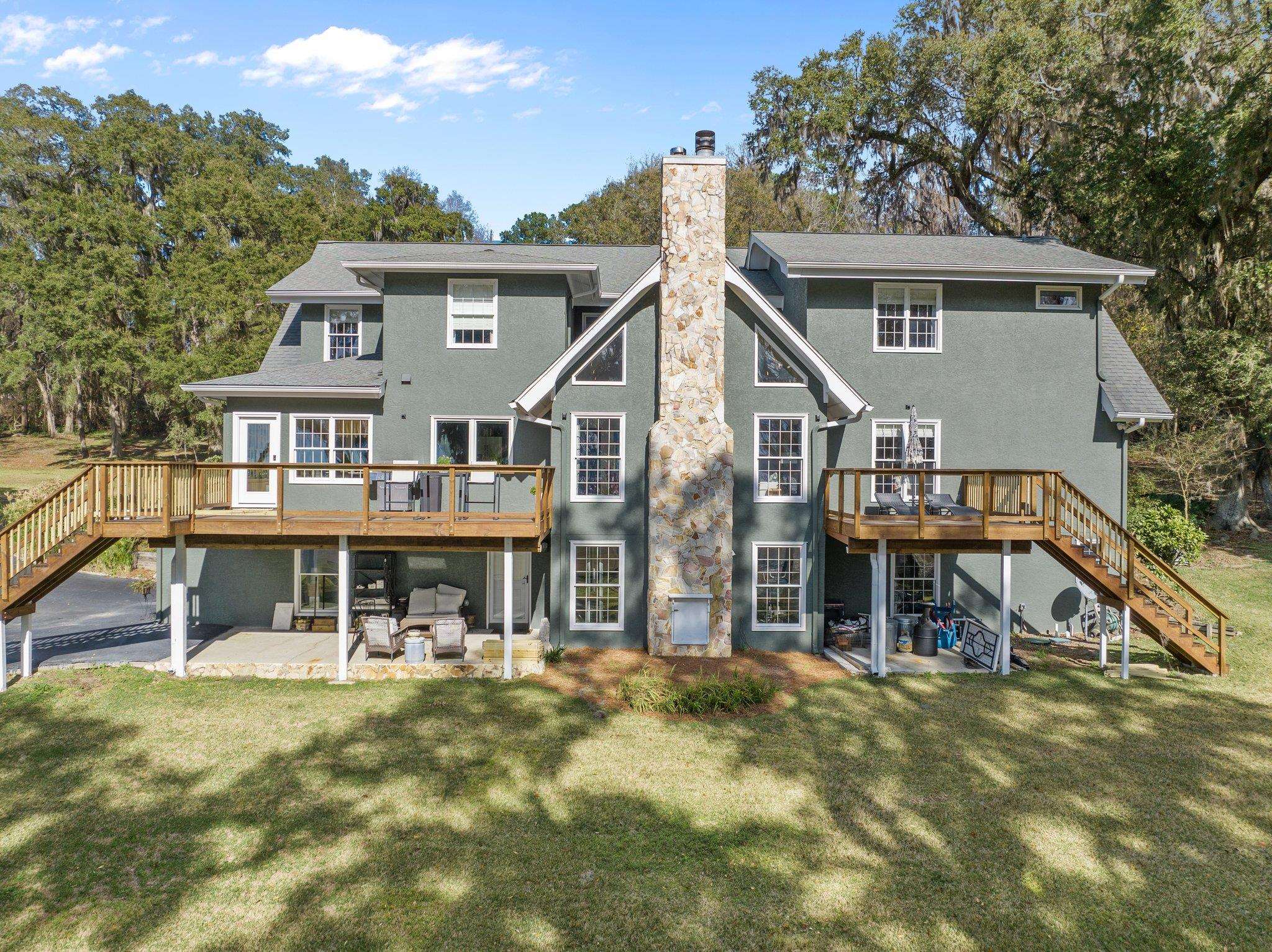 6064 Miller Landing Cove