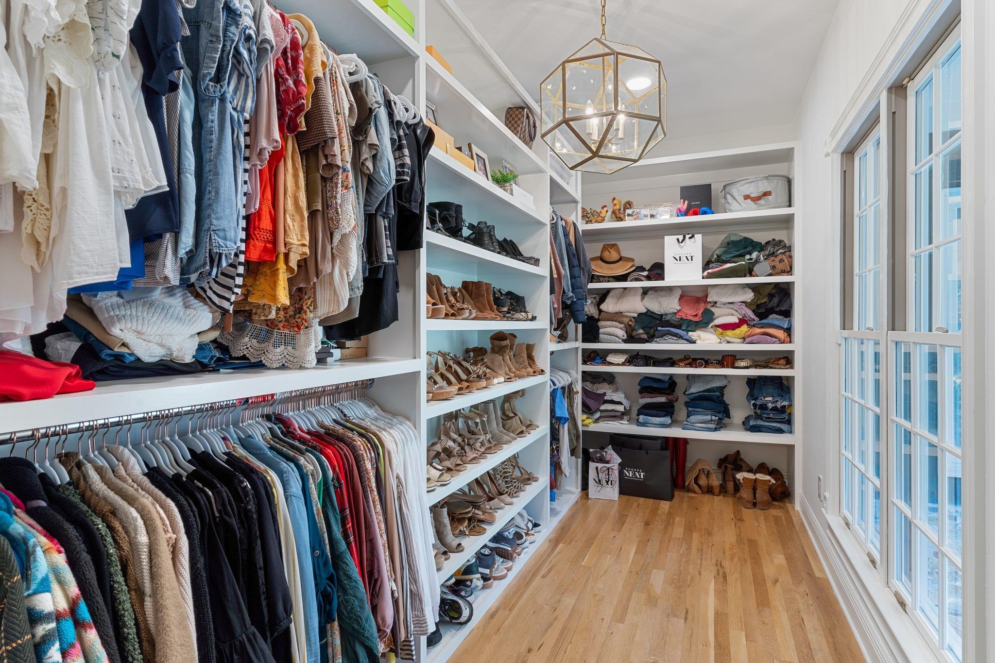 6064 Miller Landing Cove