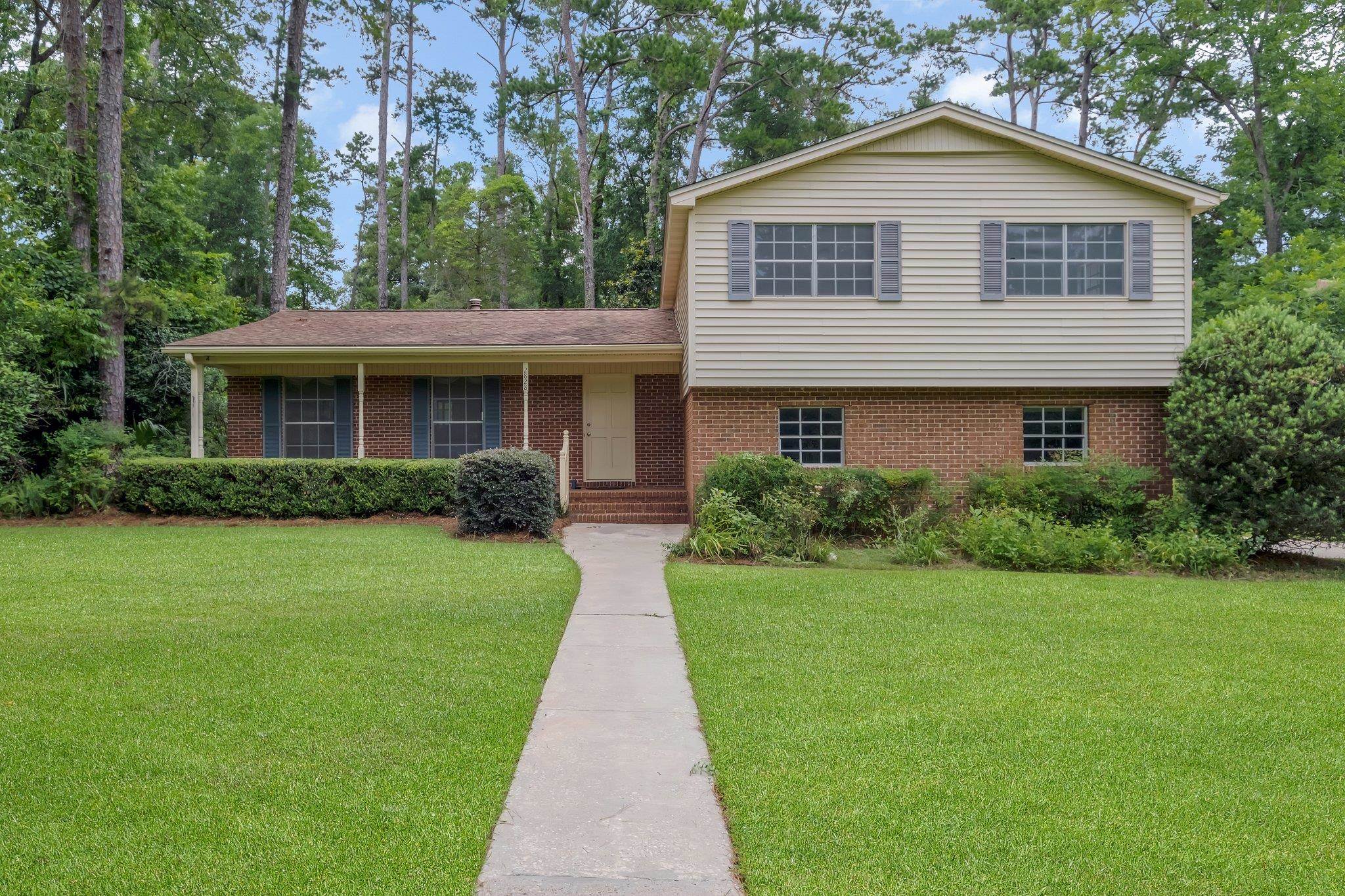 2828 N Shamrock Street