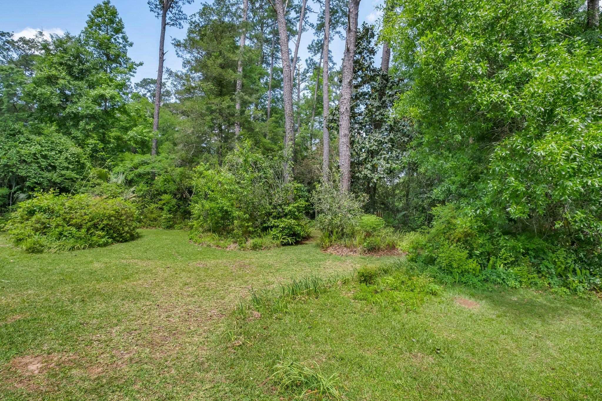 2828 N Shamrock Street