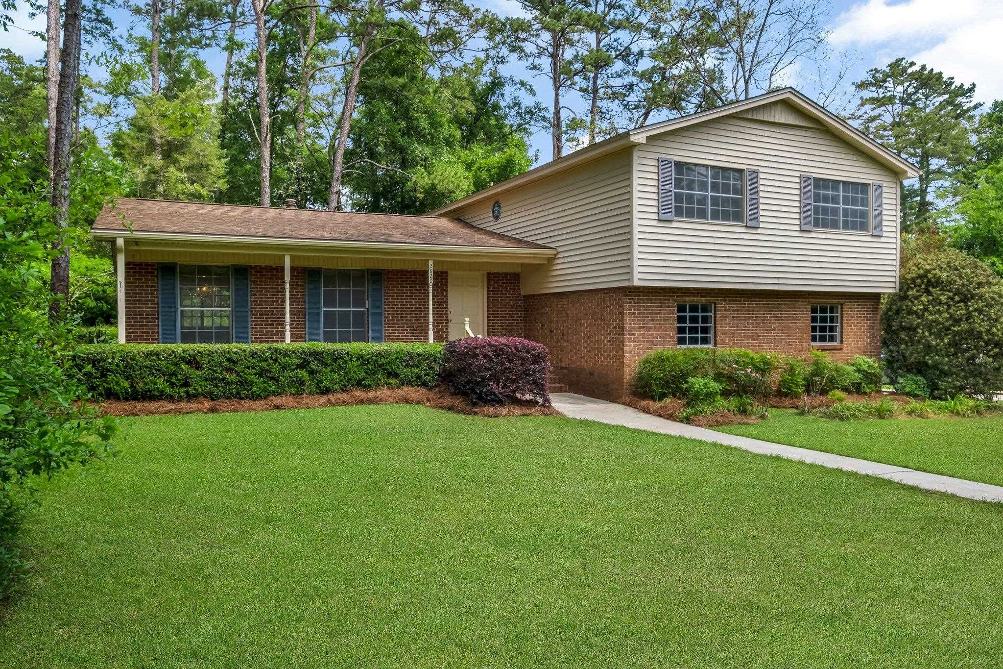 2828 N Shamrock Street