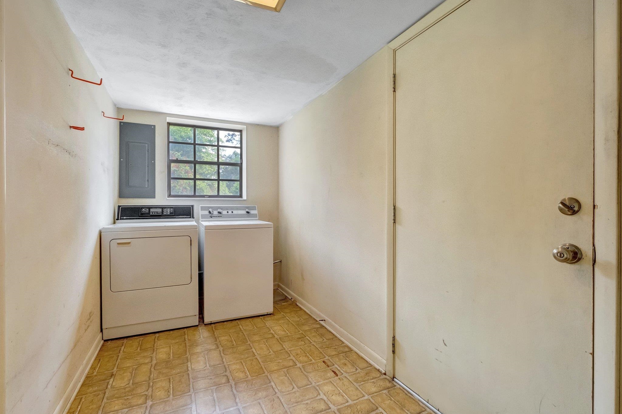 2828 N Shamrock Street