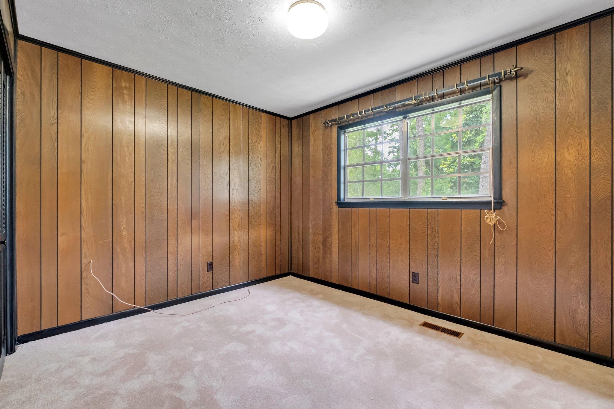 2828 N Shamrock Street