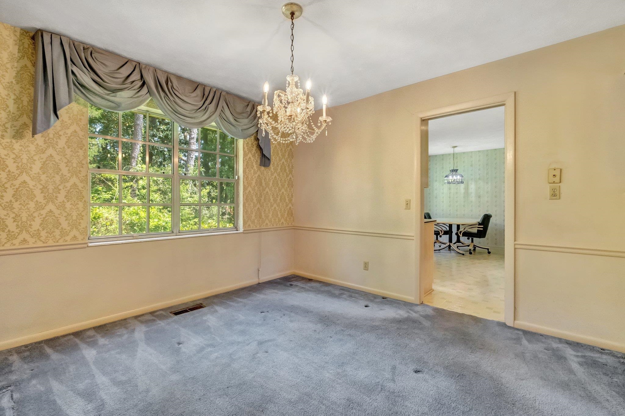 2828 N Shamrock Street