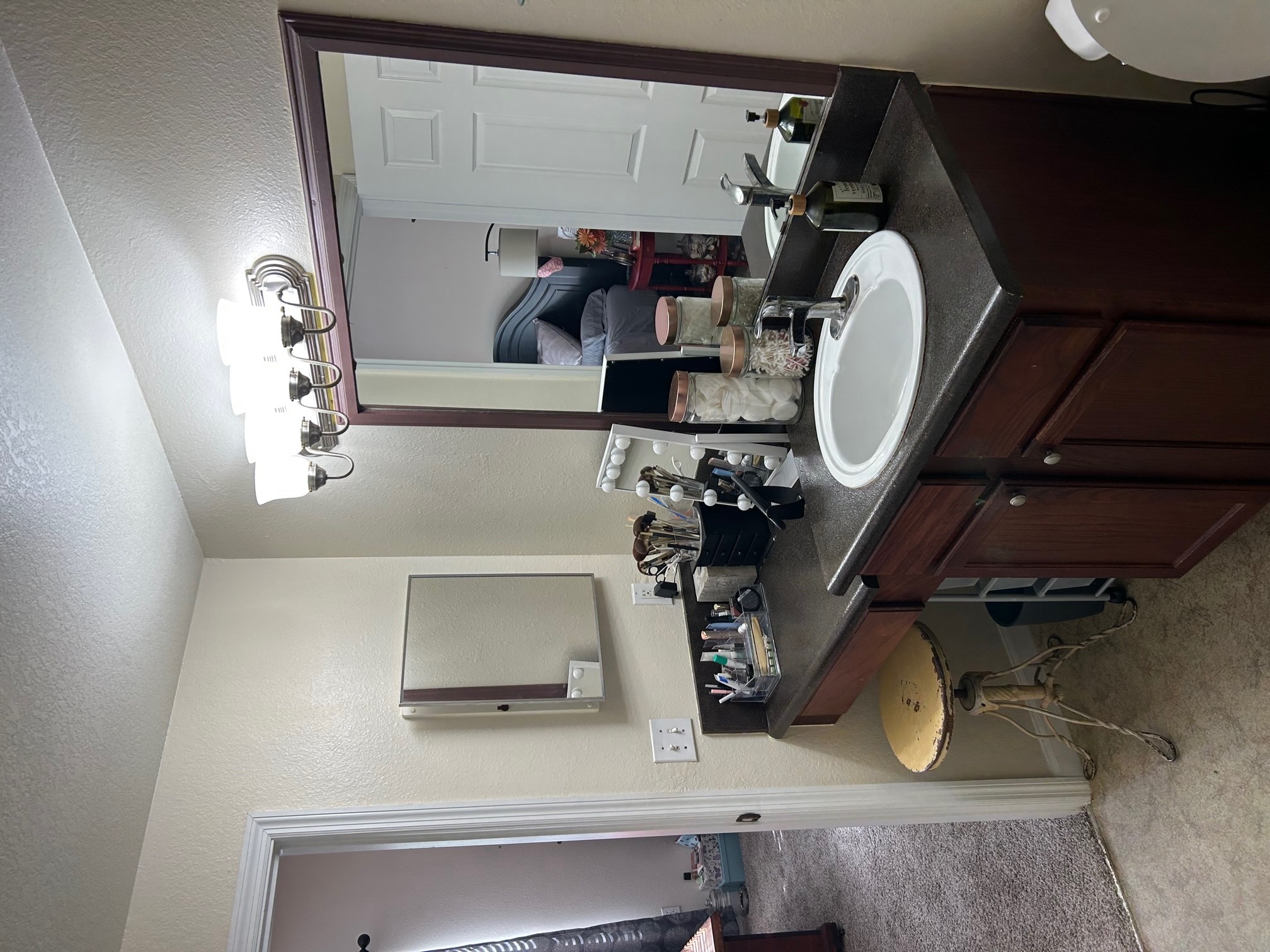 2801 NE Chancellorsville Drive Unit: 424