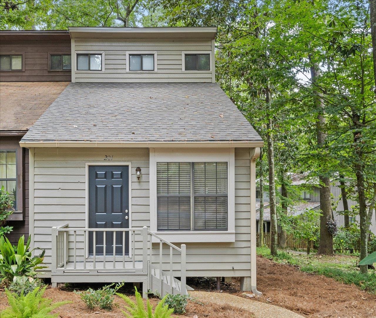 201 PARKBROOK Circle