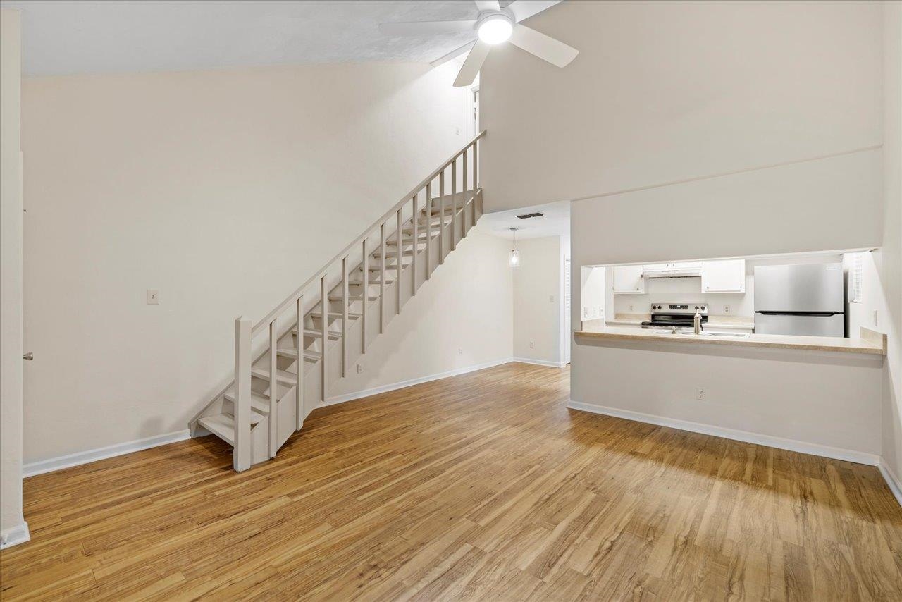 201 PARKBROOK Circle