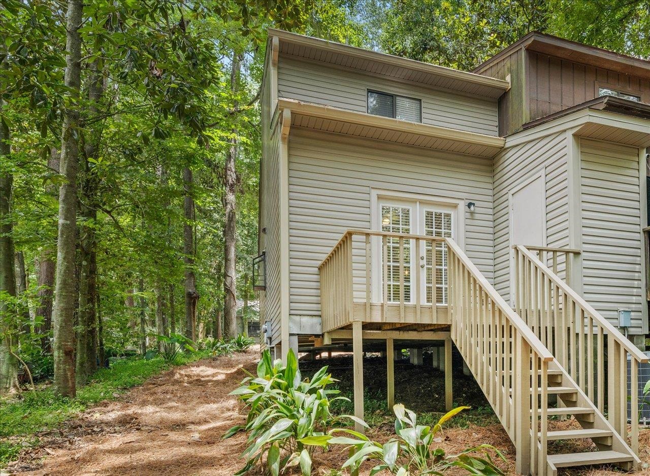 201 PARKBROOK Circle