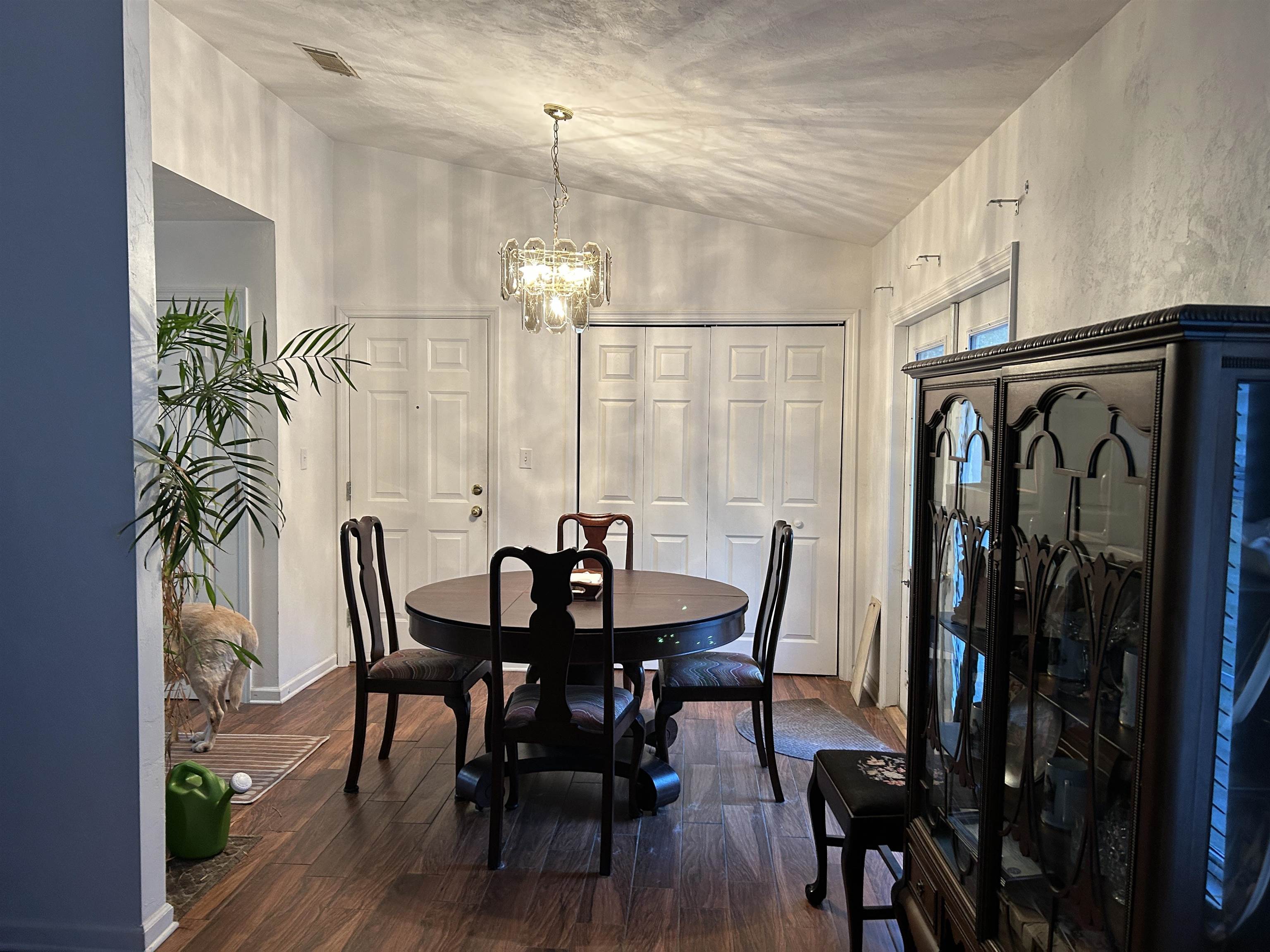 20047 Edgewater Court