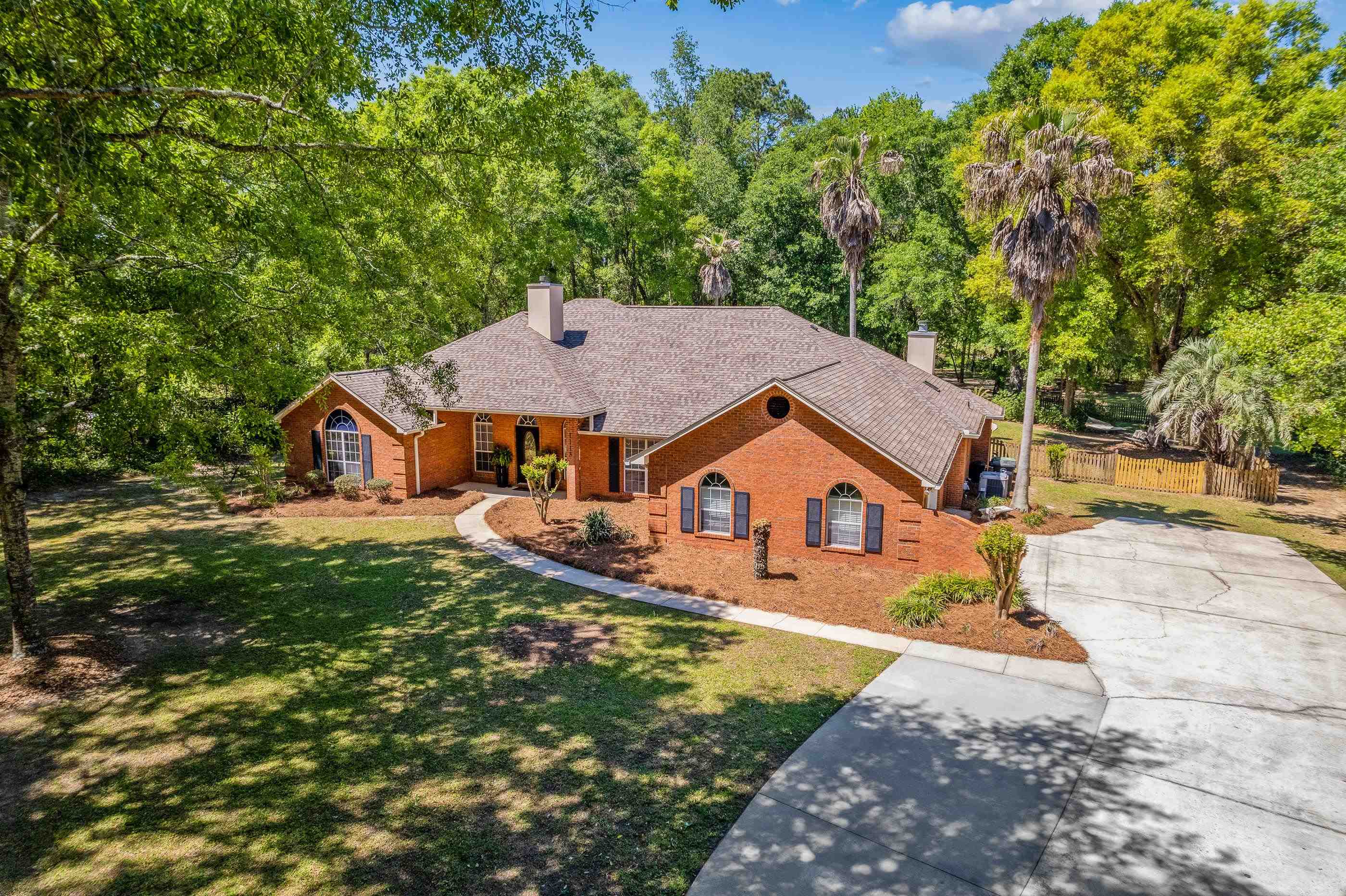 1118 Walden Road