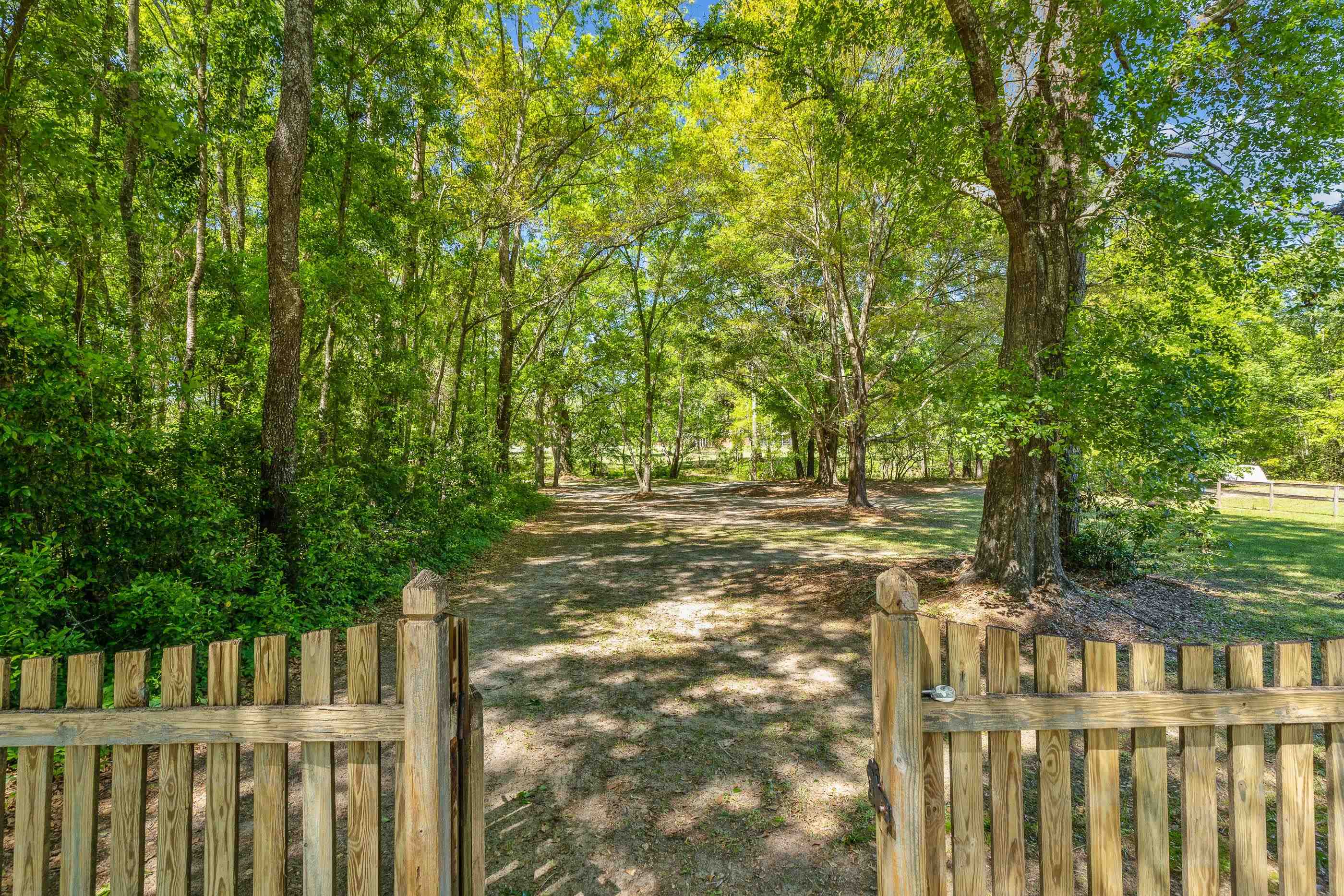 1118 Walden Road