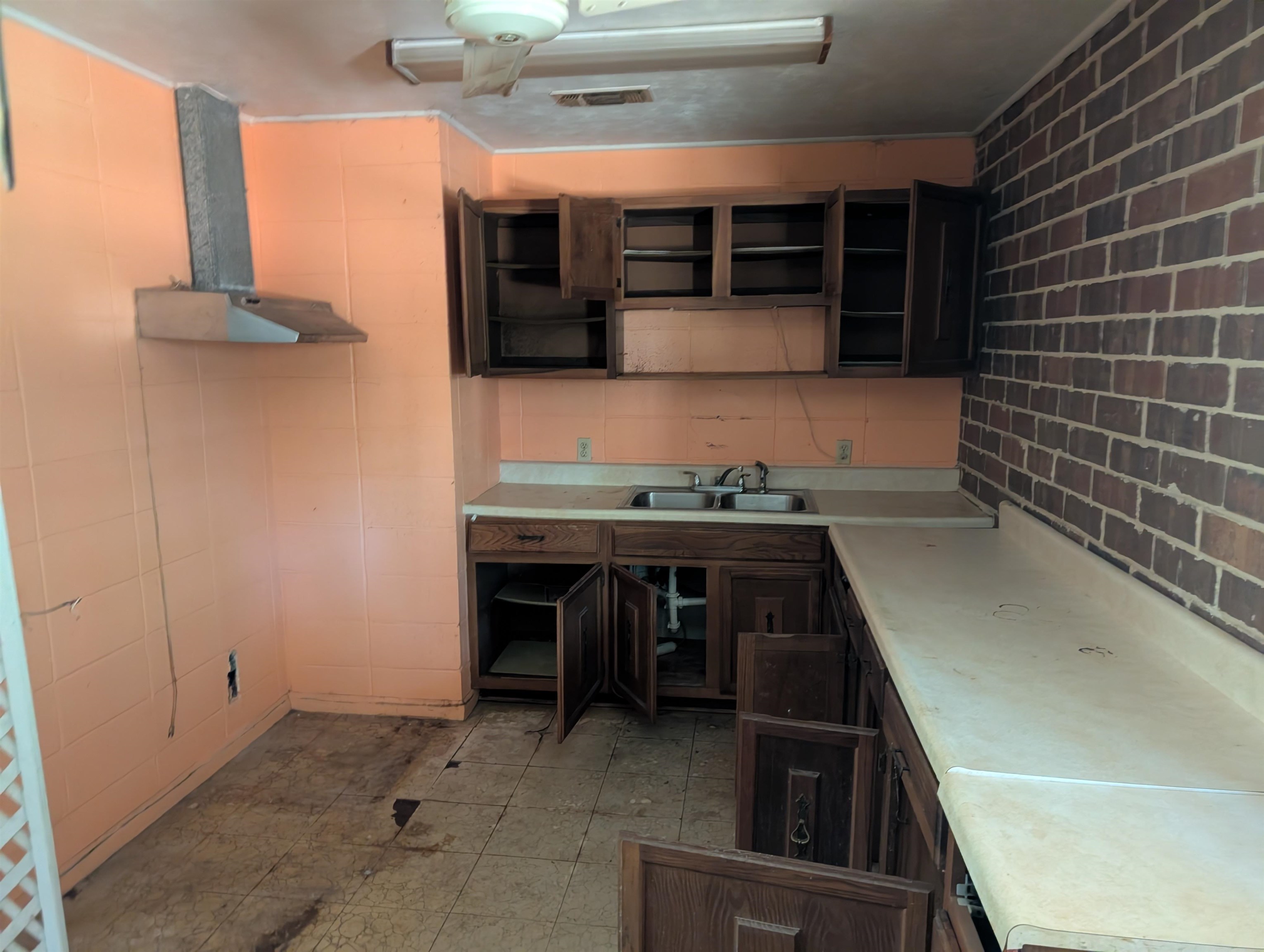 4278 Blount Creek Road