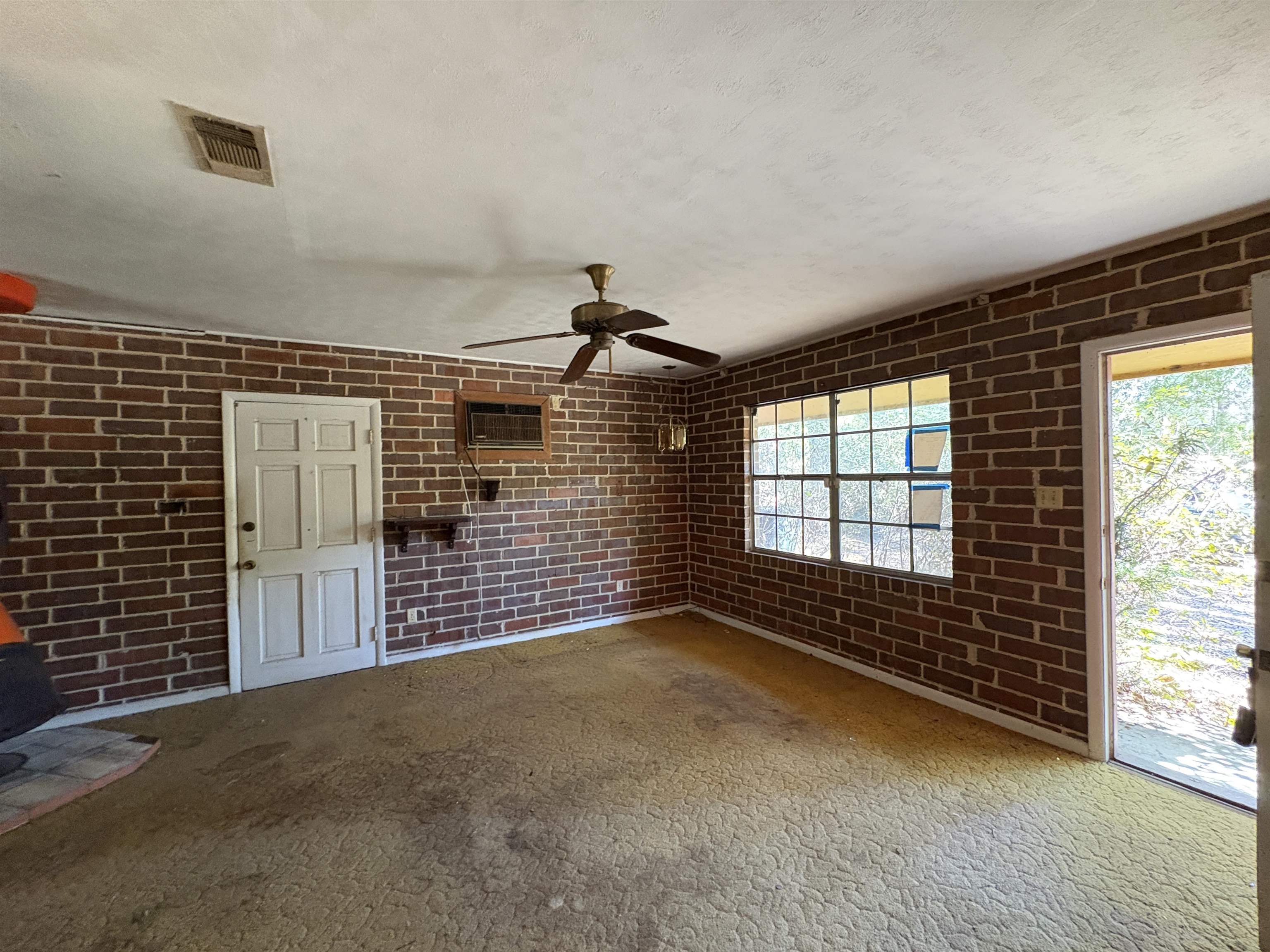 4278 Blount Creek Road