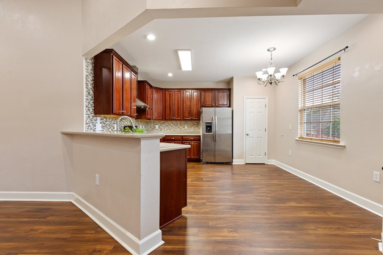 6145 Observation Circle