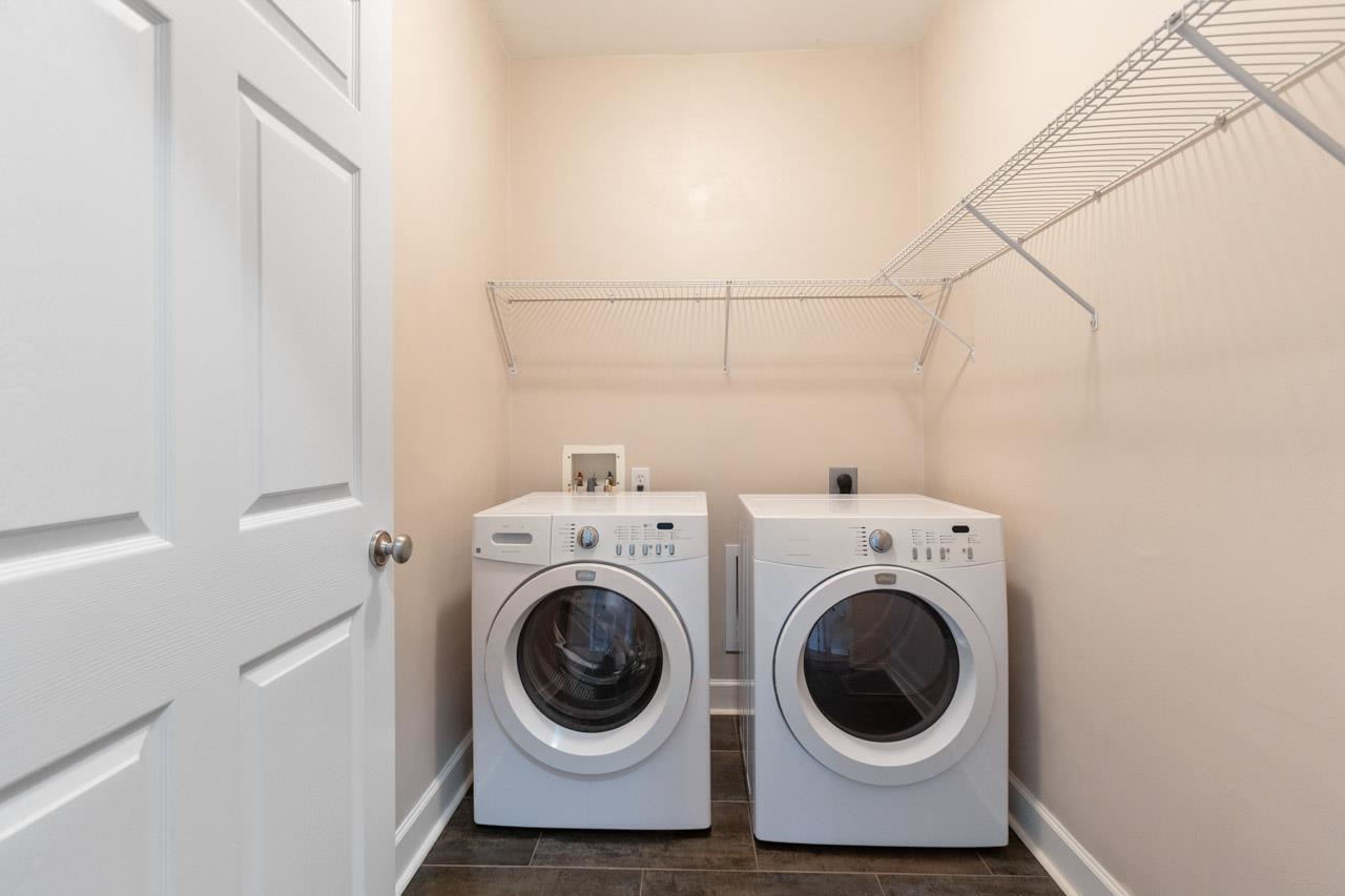 6145 Observation Circle