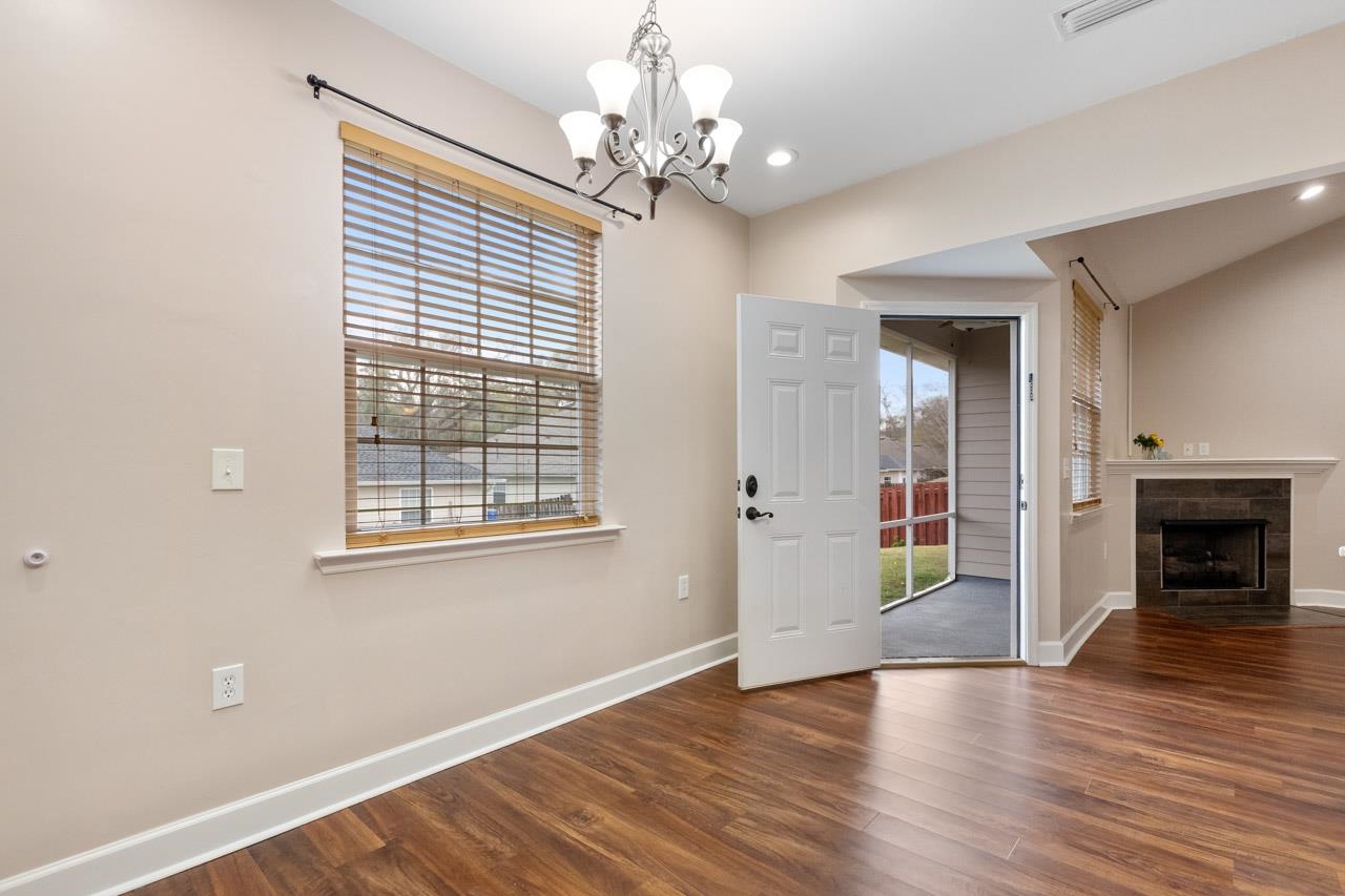 6145 Observation Circle