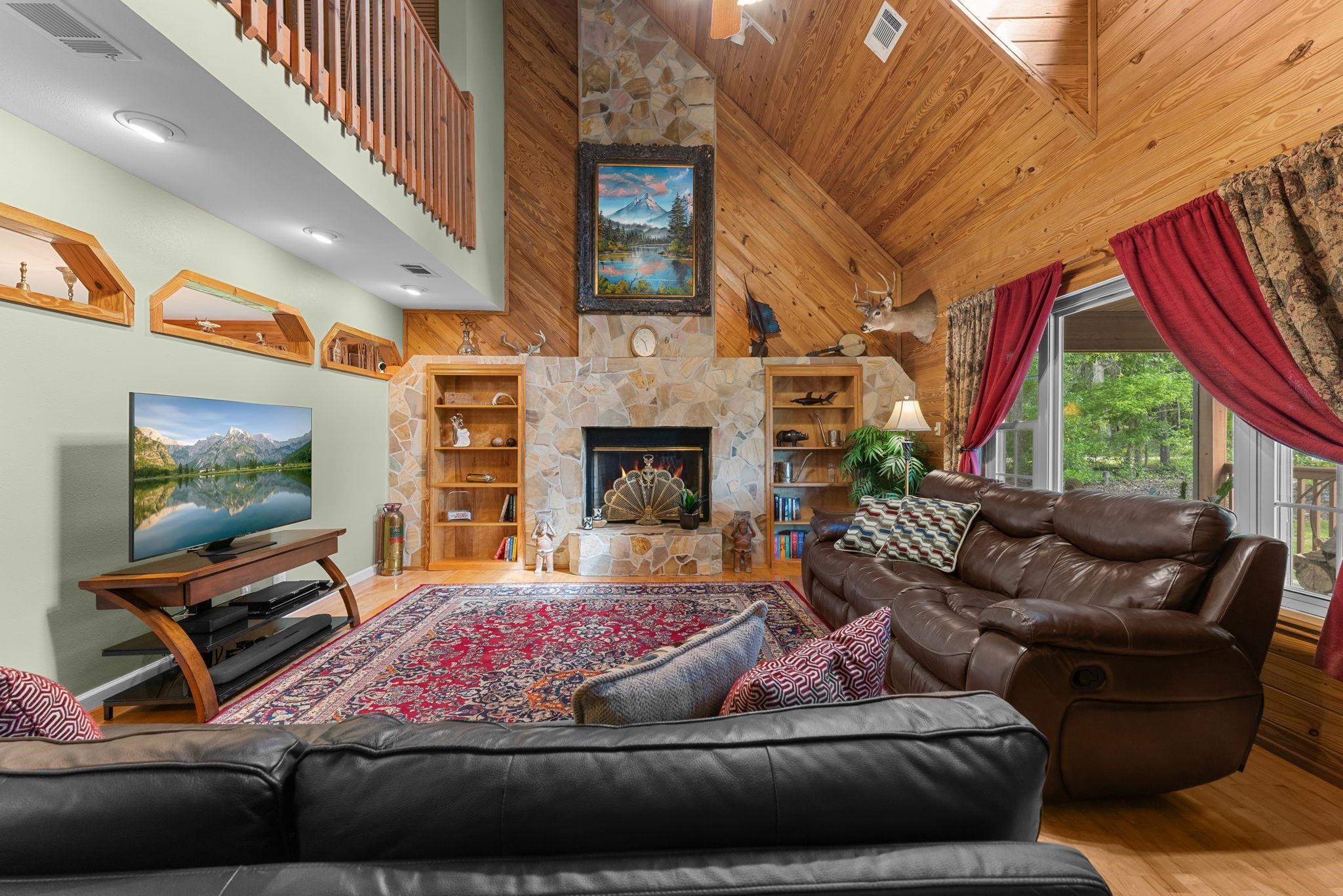 11274 & 11280 Old Federal Road