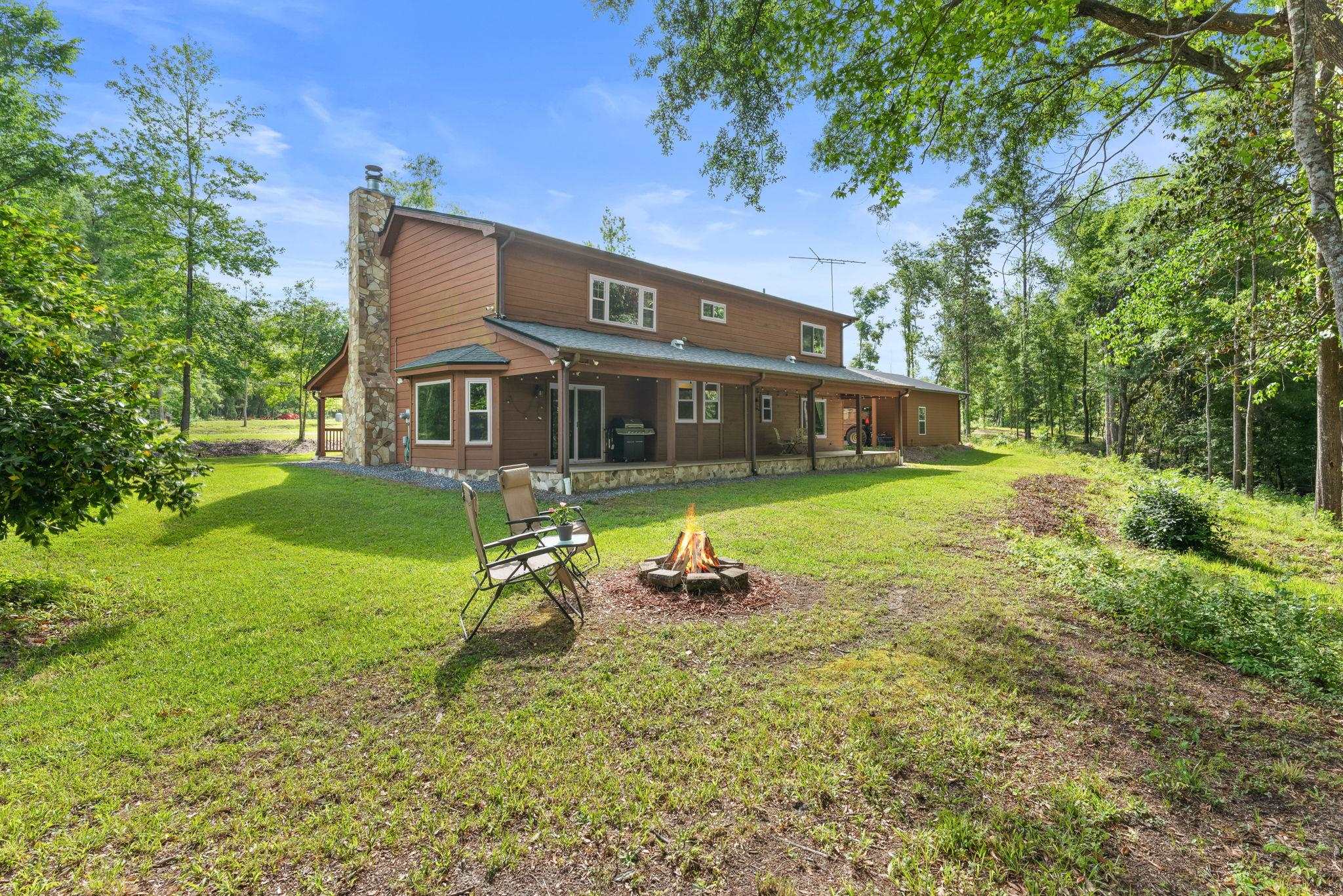 11274 & 11280 Old Federal Road