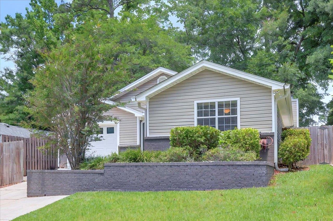 1658 Springwood Drive