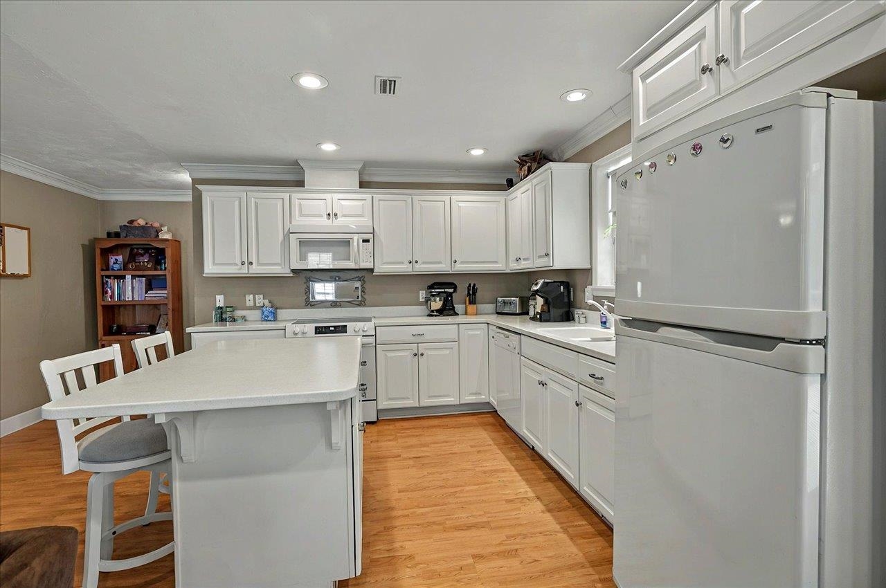 1658 Springwood Drive
