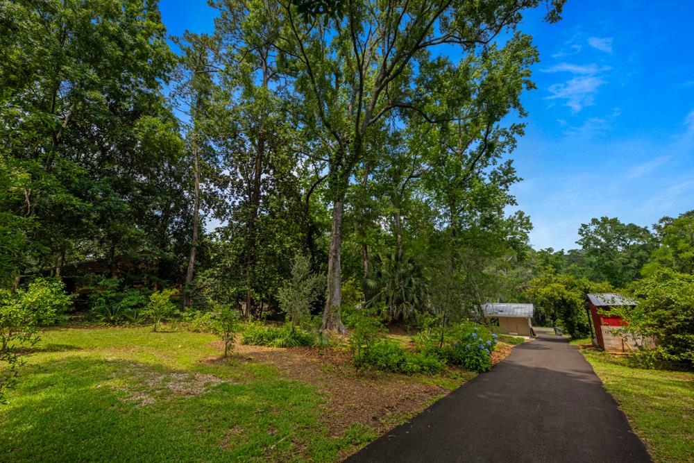 1802 W Indianhead Drive