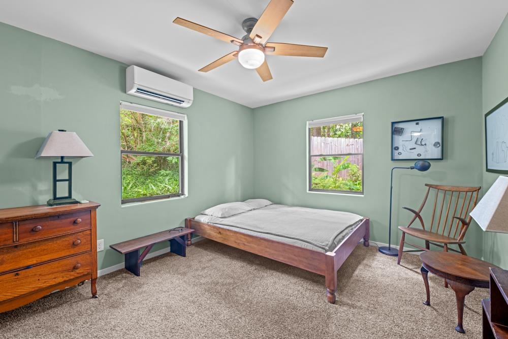 1802 W Indianhead Drive