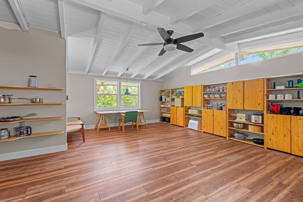 1802 W Indianhead Drive