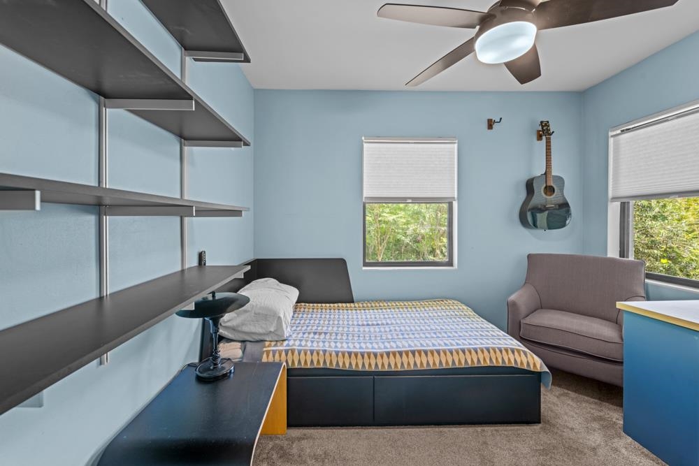 1802 W Indianhead Drive