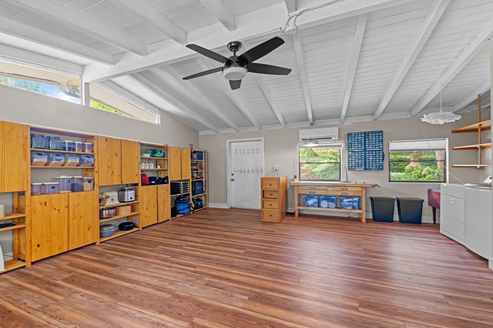 1802 W Indianhead Drive