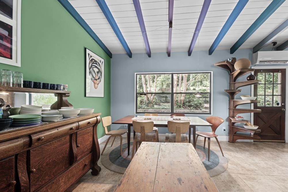 1802 W Indianhead Drive