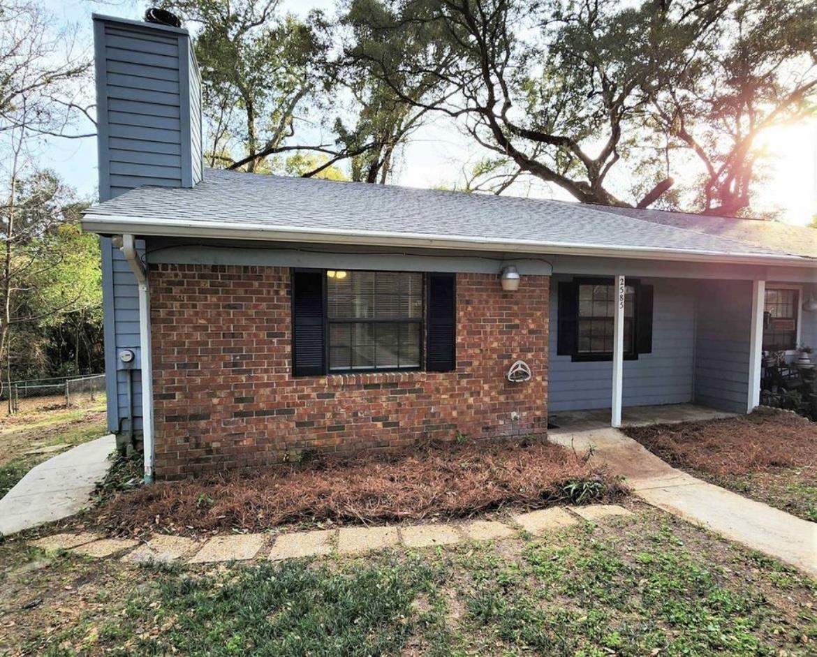 2585 Panther Creek Road