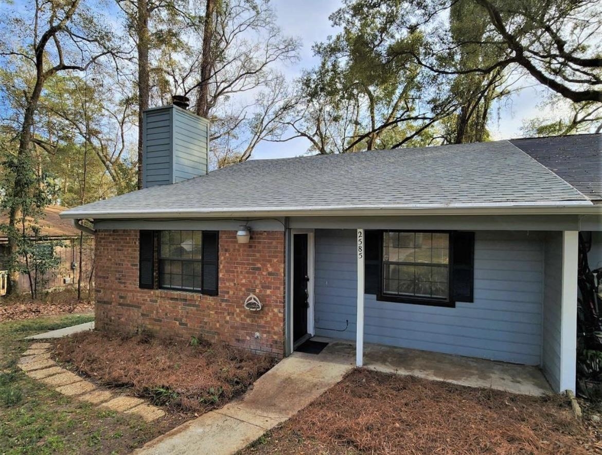 2585 Panther Creek Road