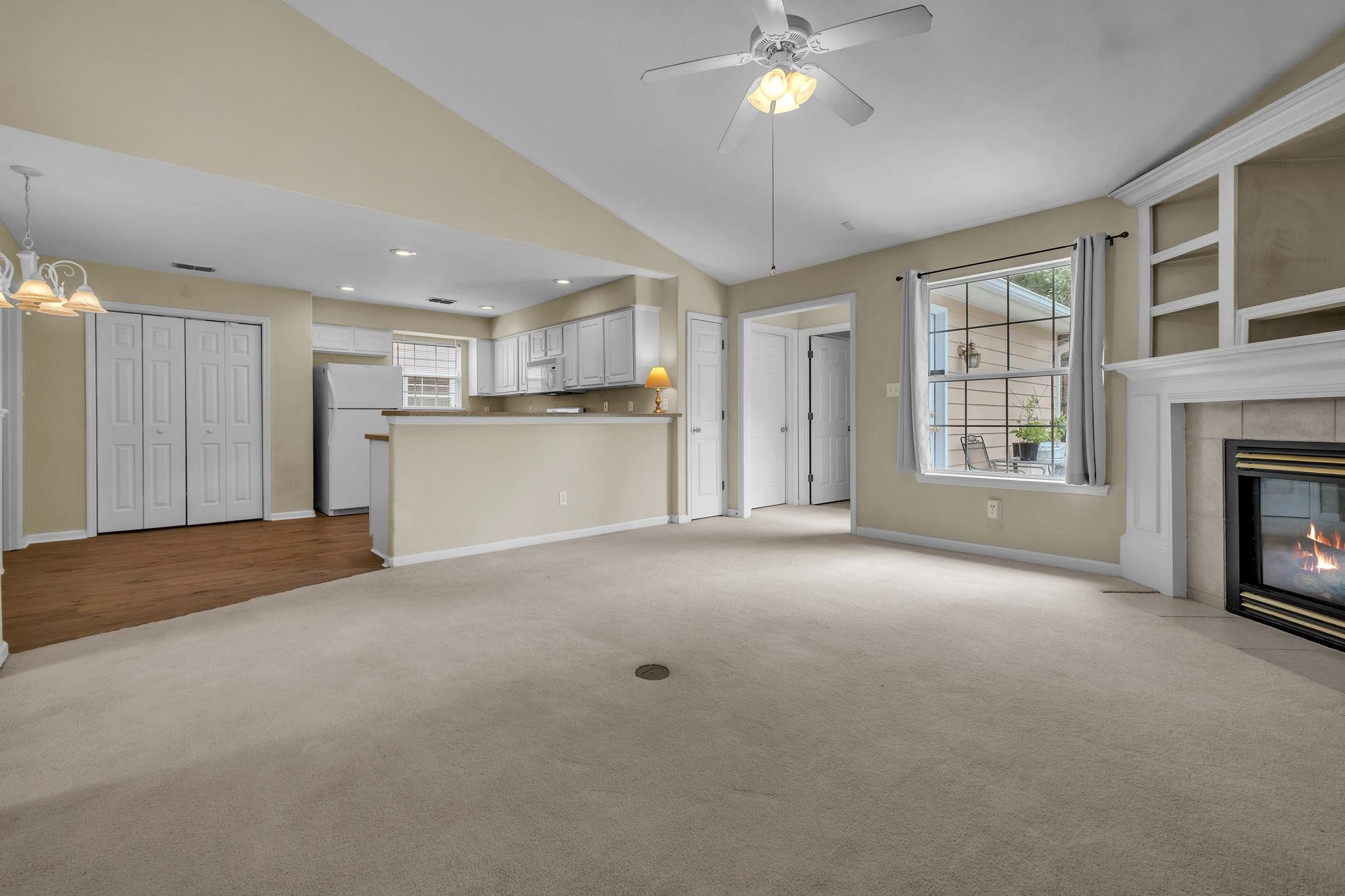 2708 Laurelwood Lane