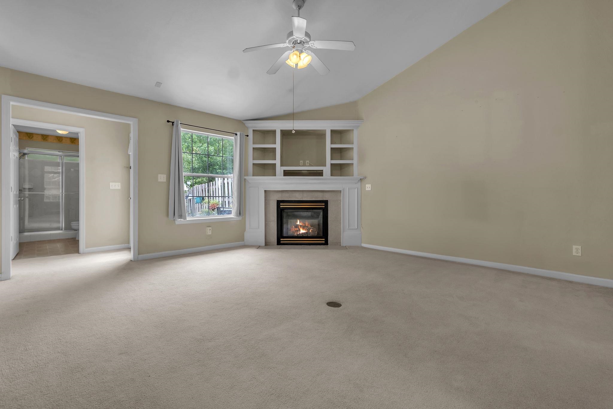 2708 Laurelwood Lane