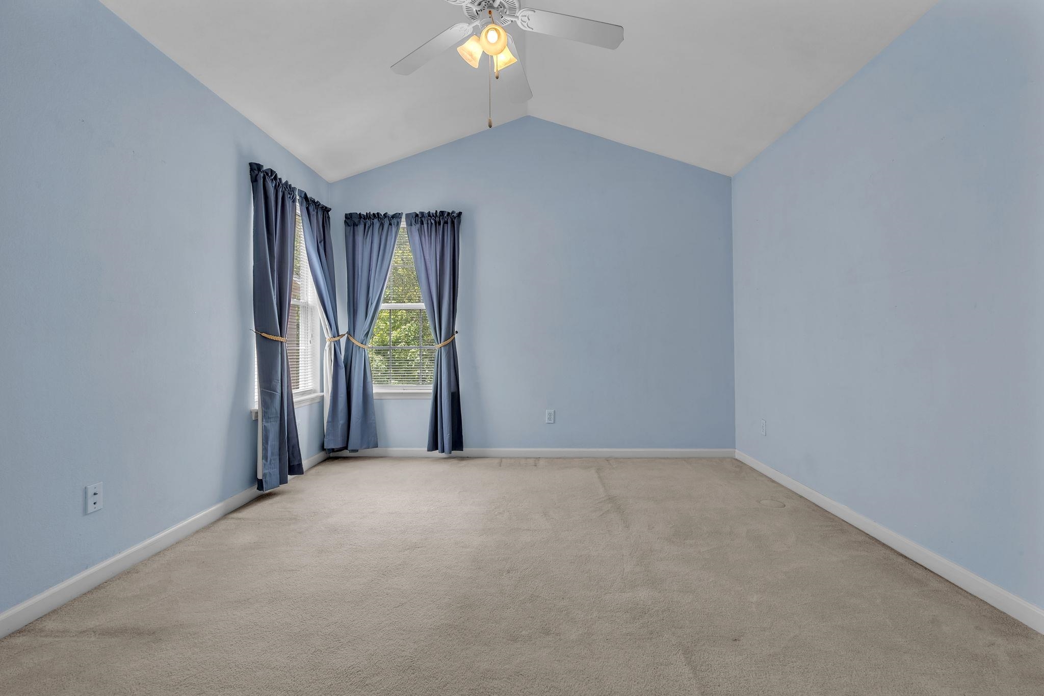 2708 Laurelwood Lane