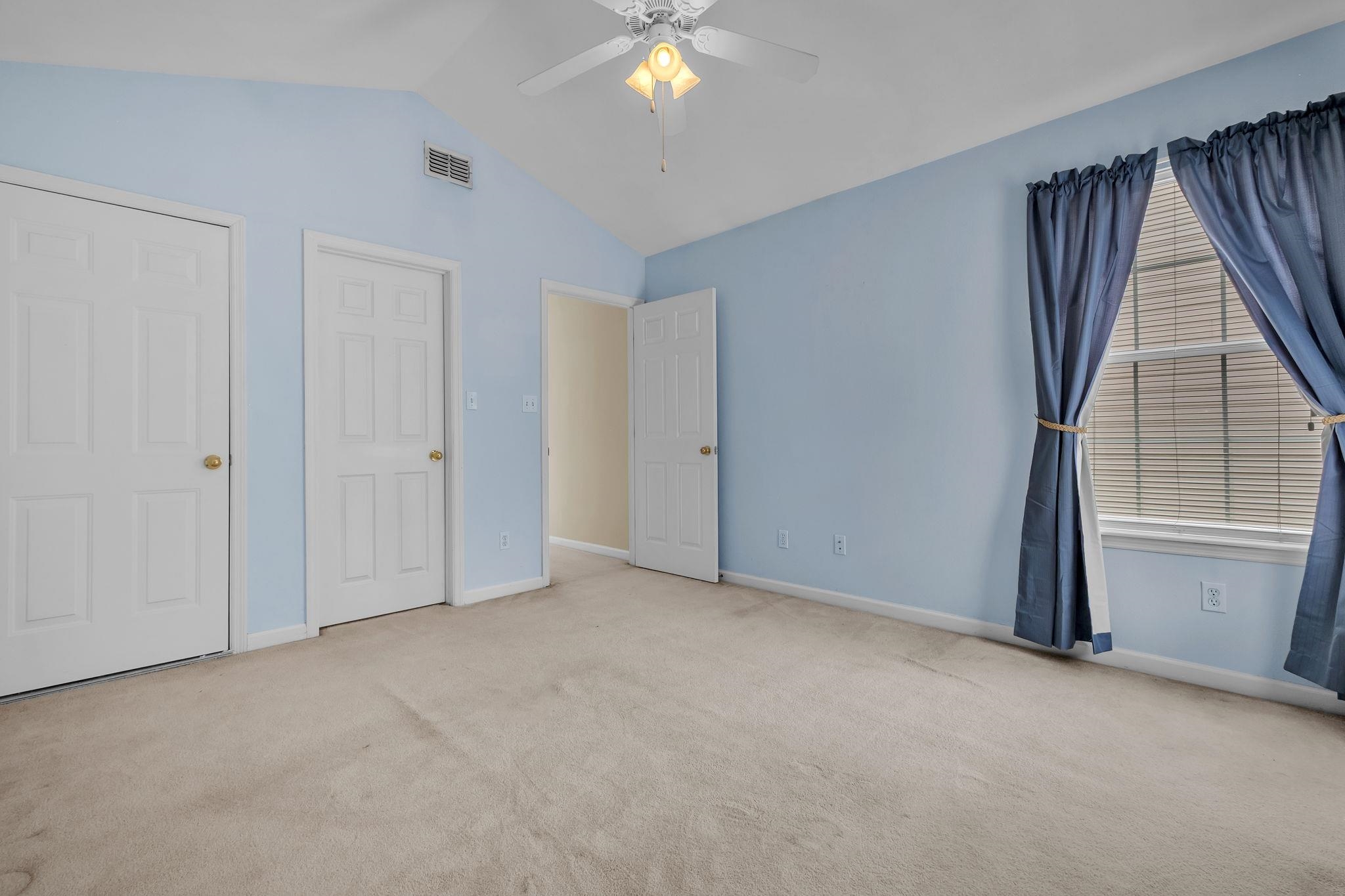 2708 Laurelwood Lane