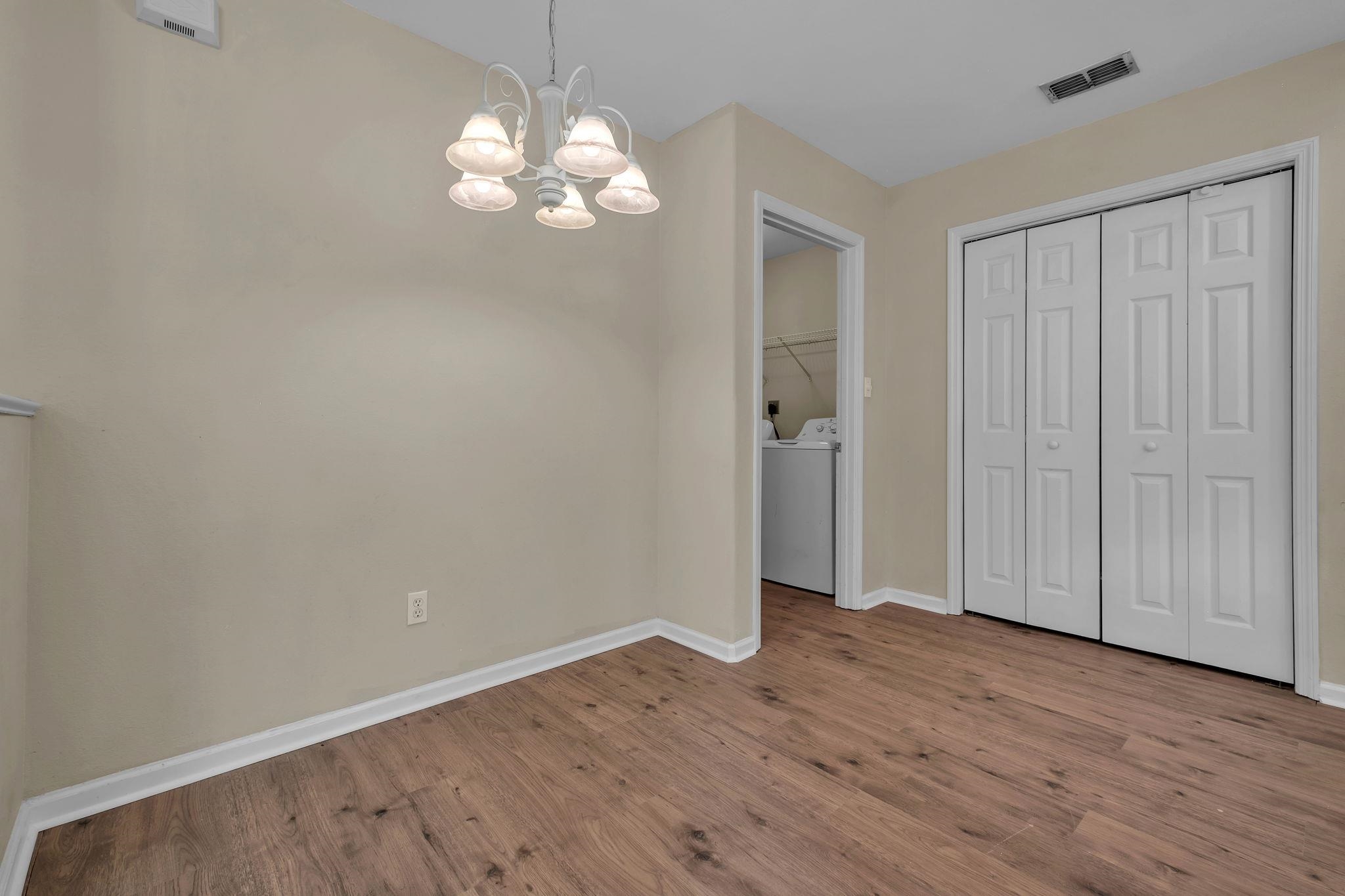 2708 Laurelwood Lane