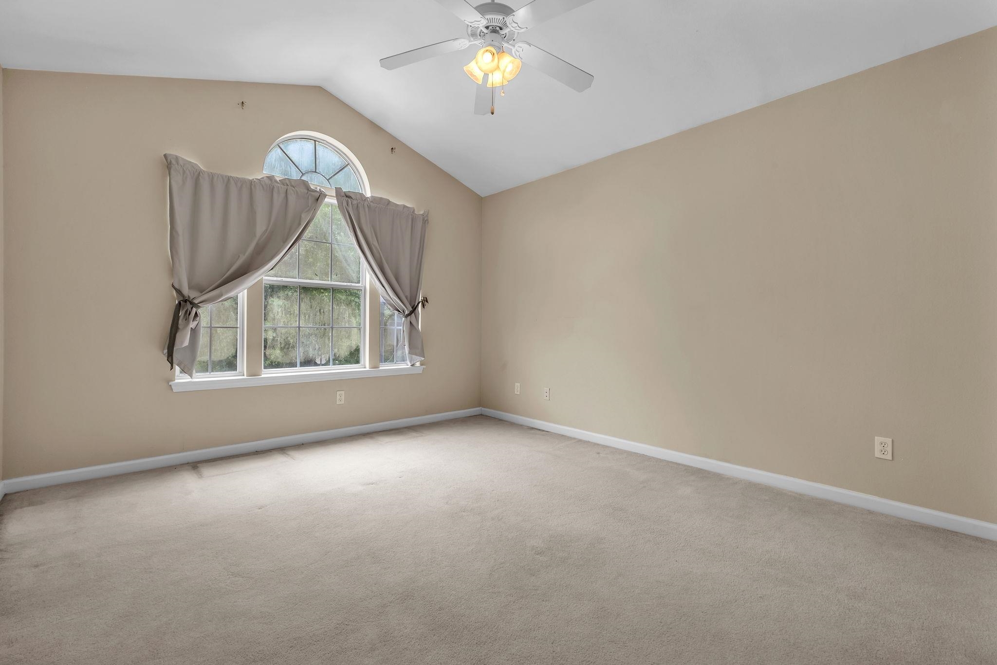 2708 Laurelwood Lane