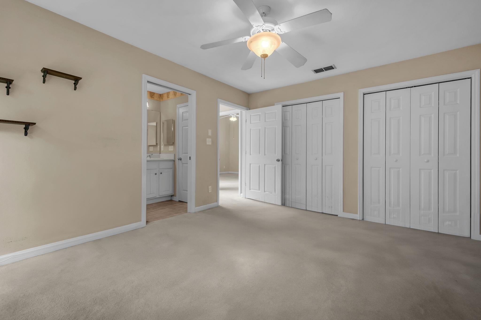 2708 Laurelwood Lane