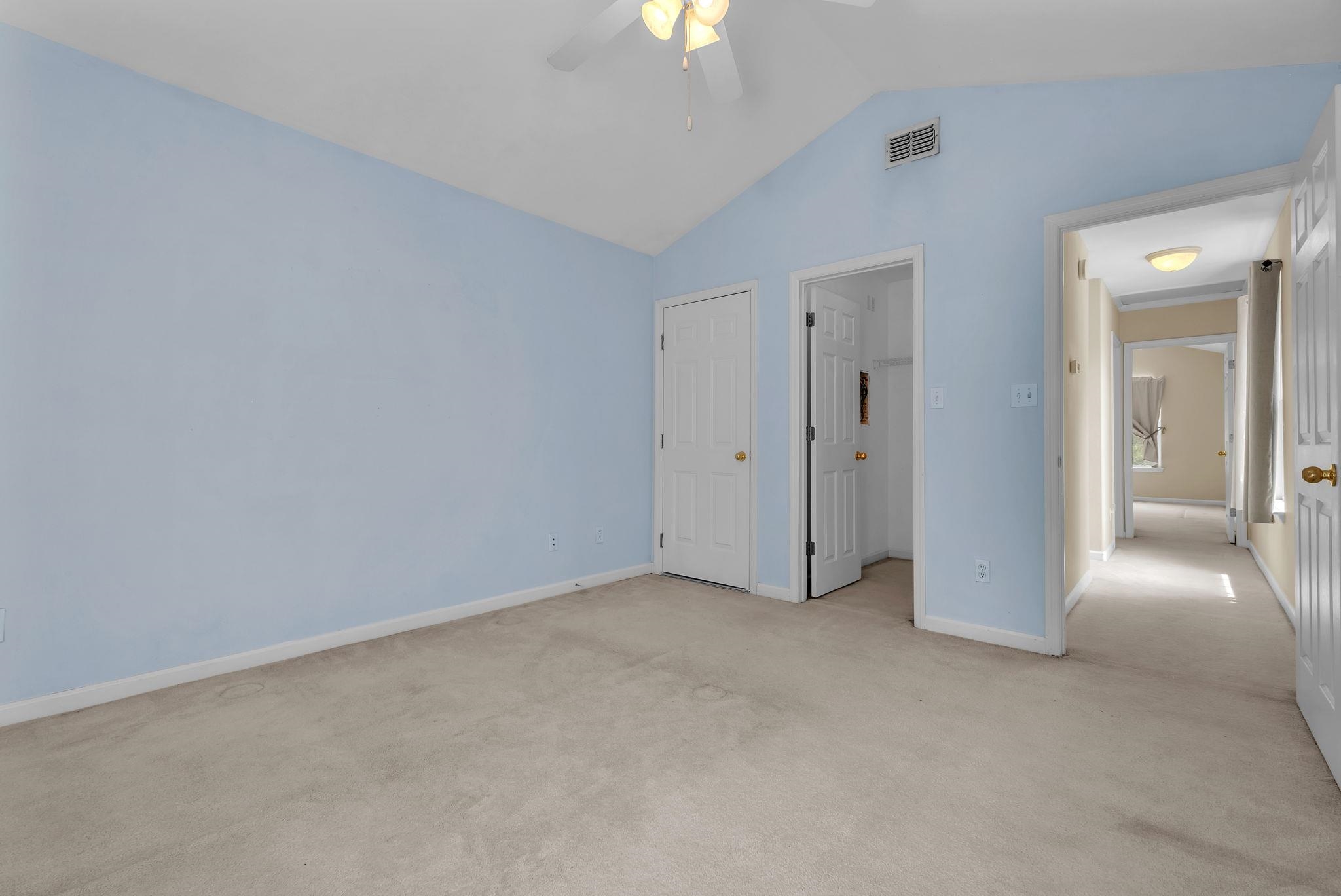 2708 Laurelwood Lane