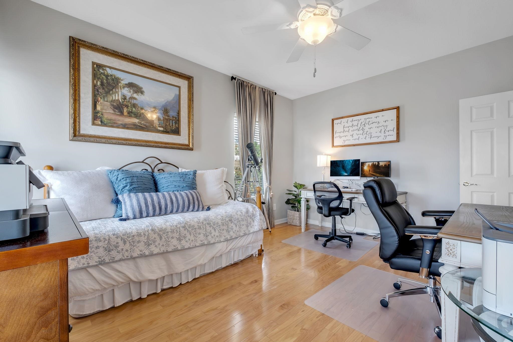 3085 Merchants Row Boulevard