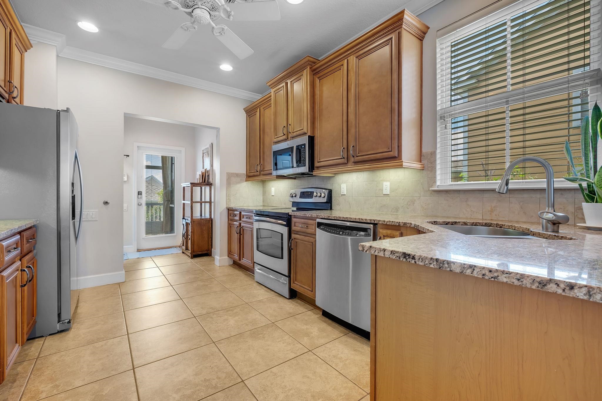 3085 Merchants Row Boulevard