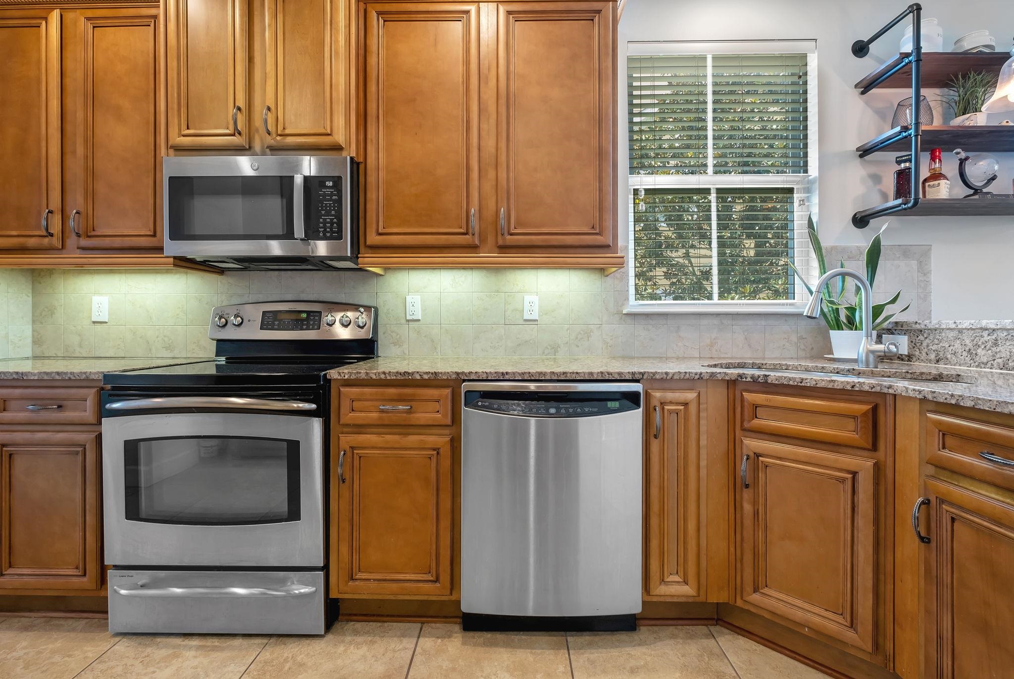 3085 Merchants Row Boulevard