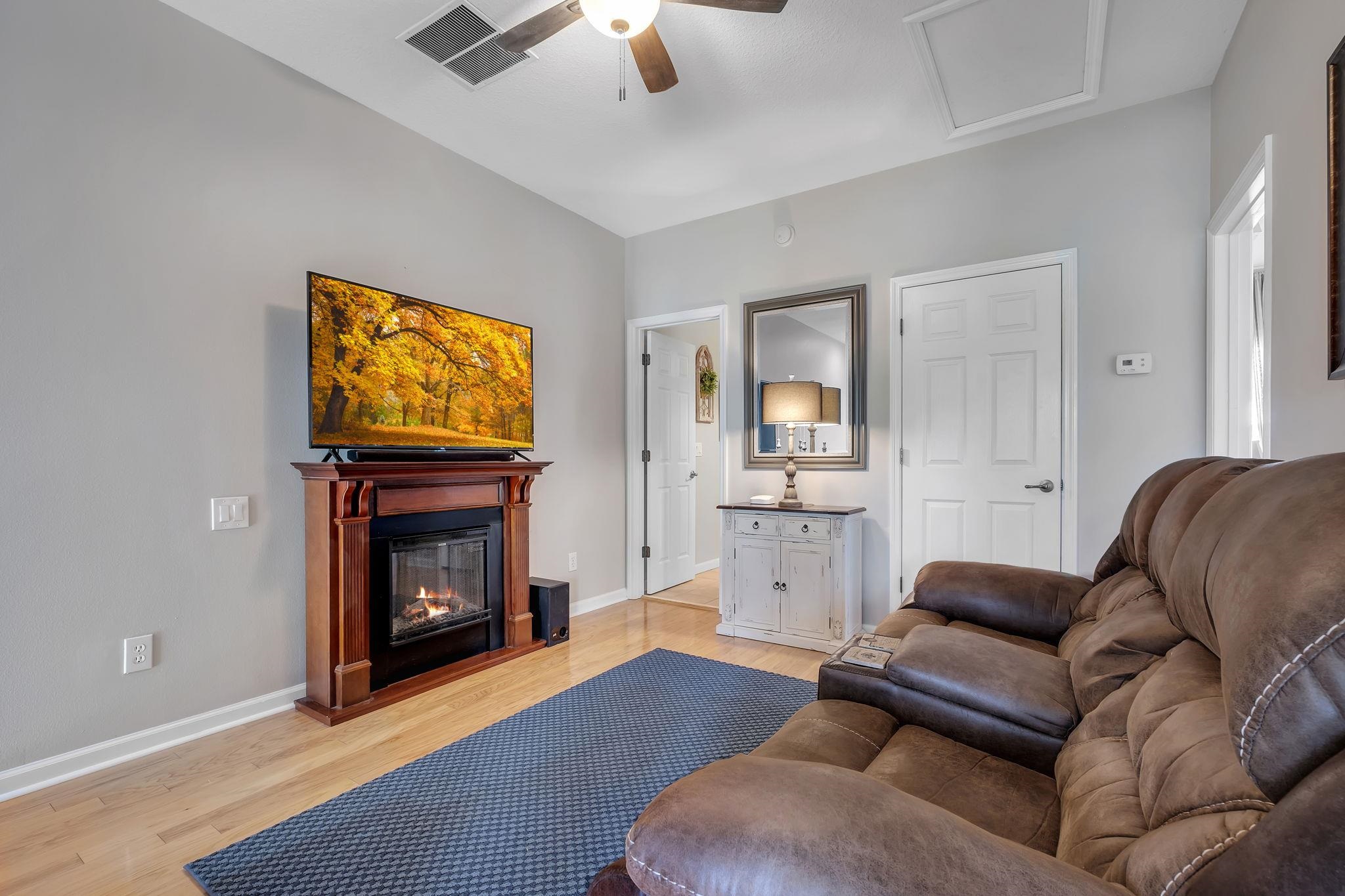 3085 Merchants Row Boulevard